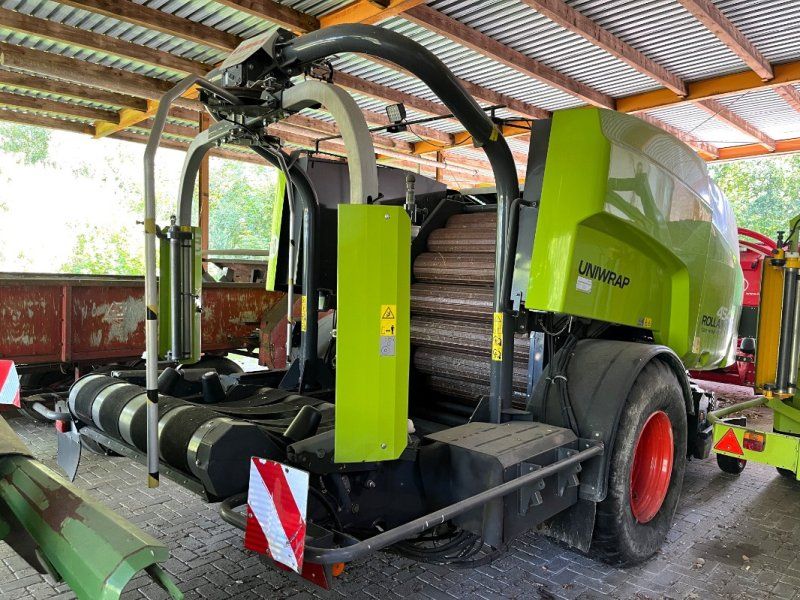 Claas ROLLANT 454 RC PRO UNIWRAP, Pressen-Wickler-Kombination