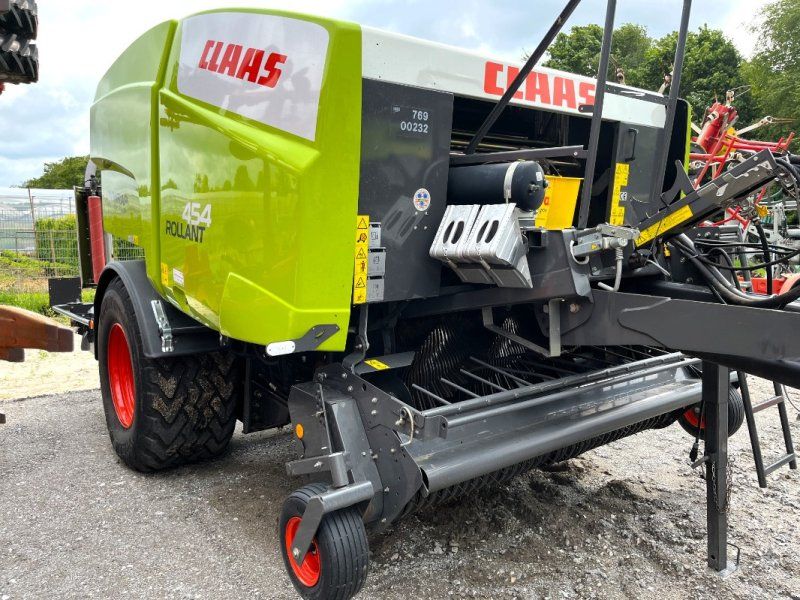 Claas ROLLANT 454 RC PRO UNIWRAP