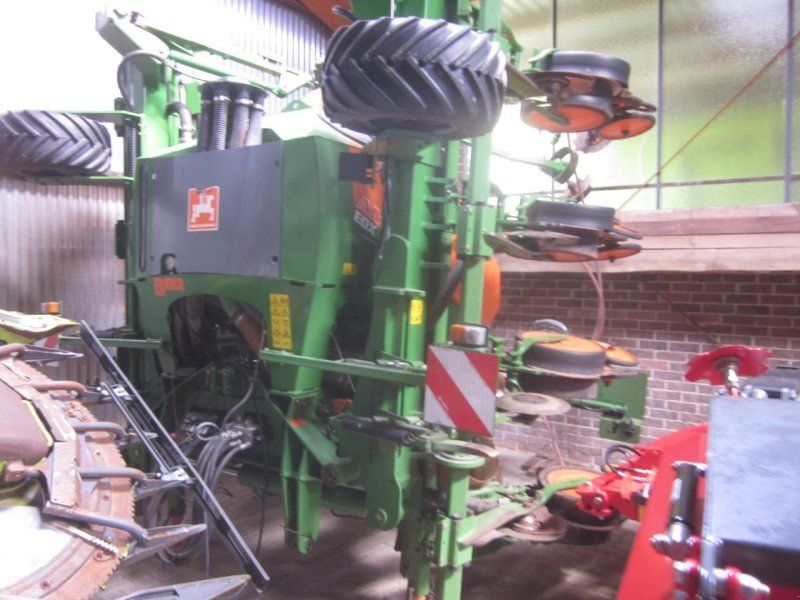 Amazone EDX 60002C Xpress, 8-reiher