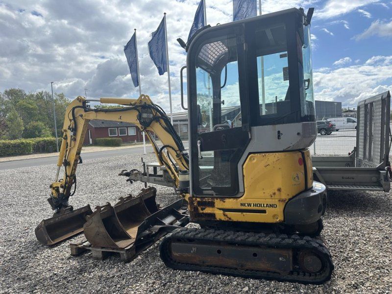 New Holland E18SR
