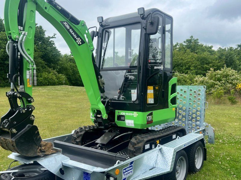 MAN Y20E med Williams trailer
