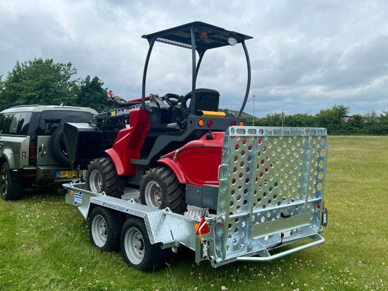 MAN 840 med Williams Trailer