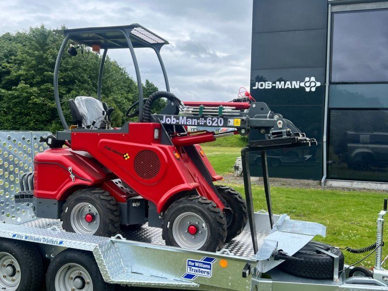 MAN 620 med Williams trailer
