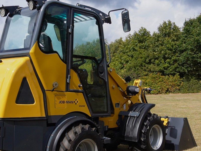 MAN 2325E 32Kw, 420Ah batteri