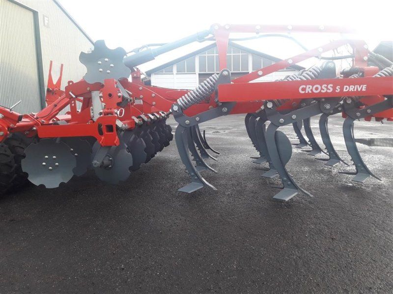 Unia Cross 3 Drive