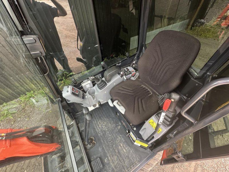 Kubota KX027-04