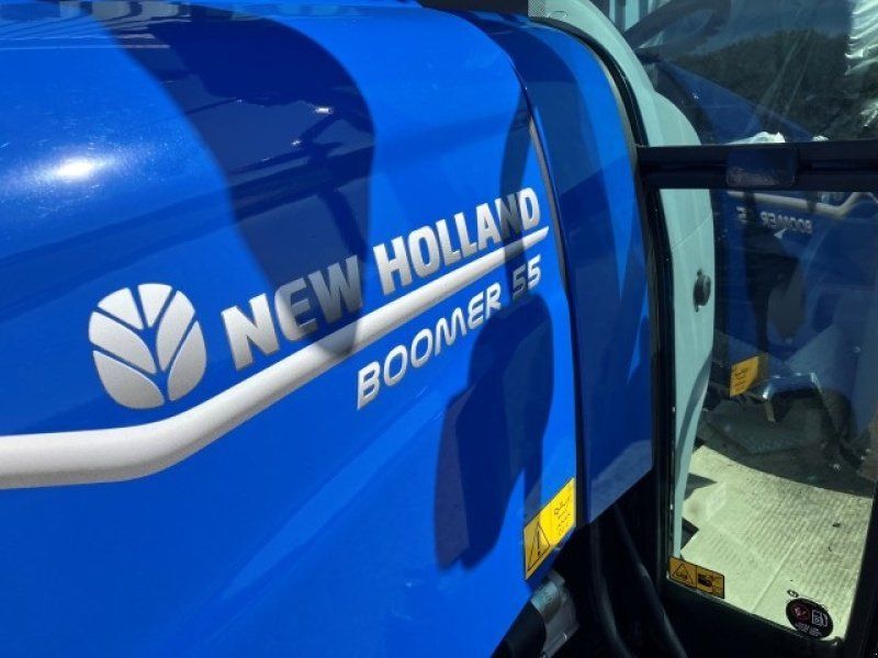 New Holland Boomer 55 CAB ST5