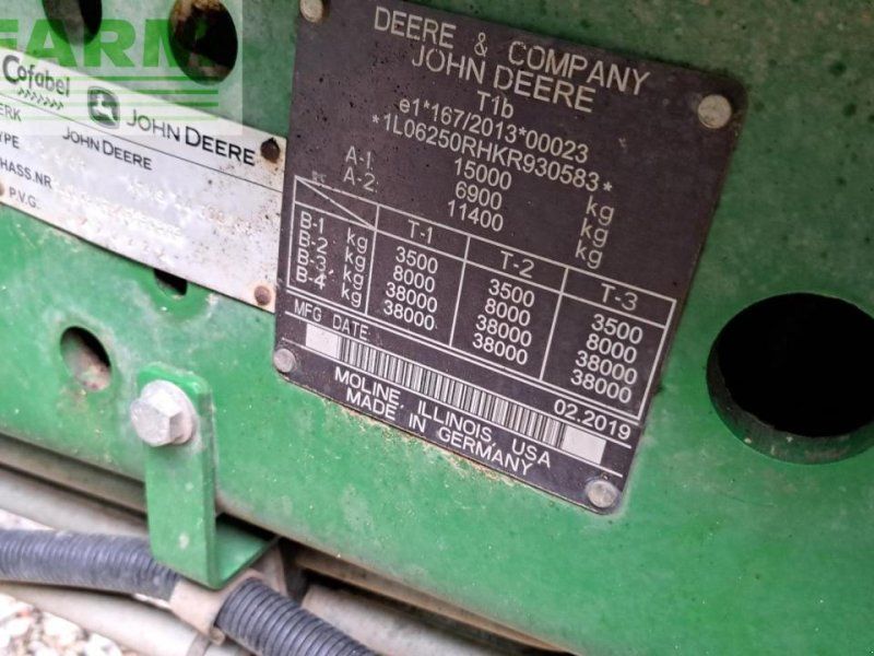 John Deere 6250R
