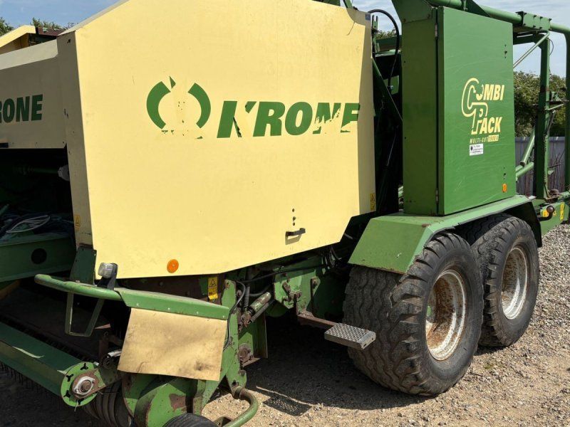 Krone COMBI PACK 1500 Presser med indpakker