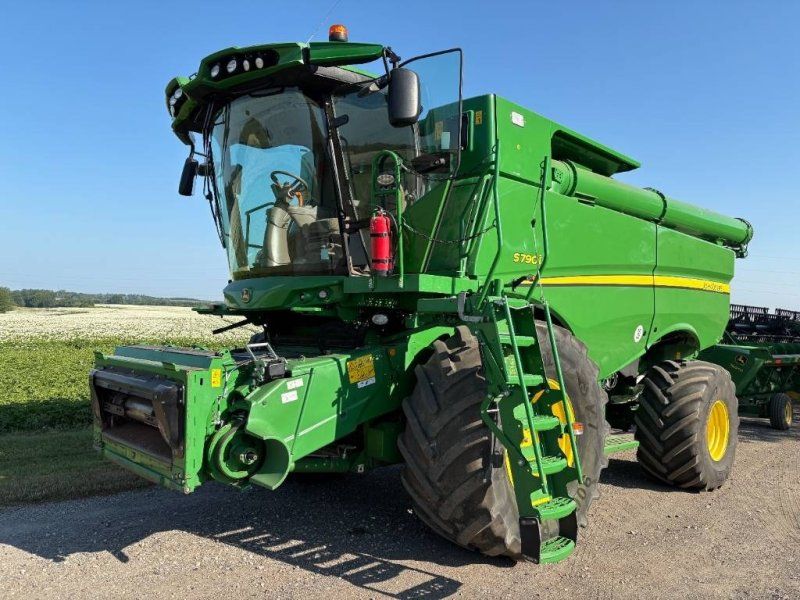 John Deere S 790