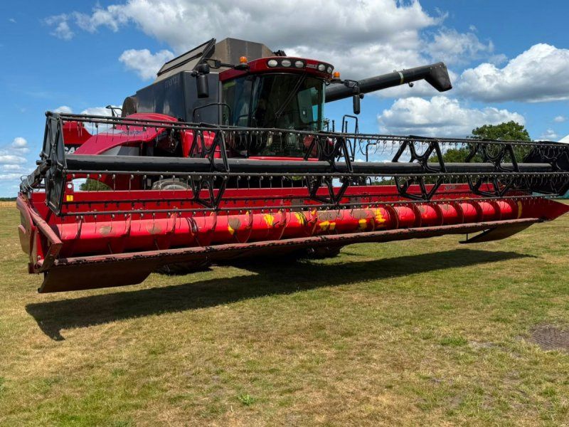 Case IH Axial-Flow 8010