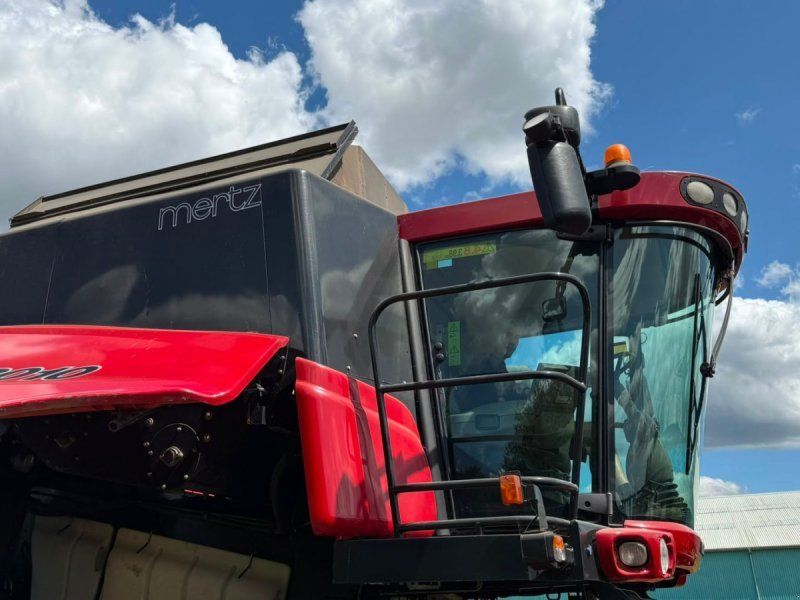 Case IH Axial-Flow 8010