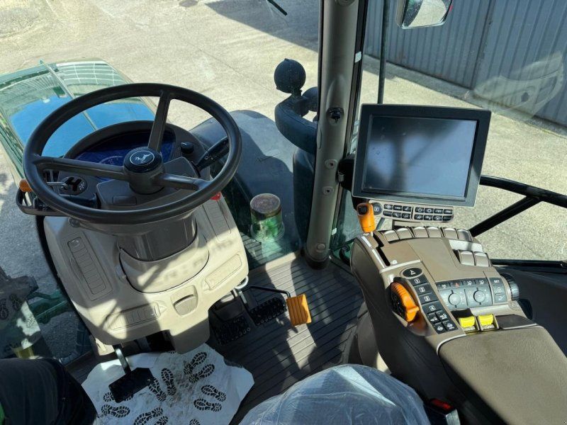 John Deere 6250R