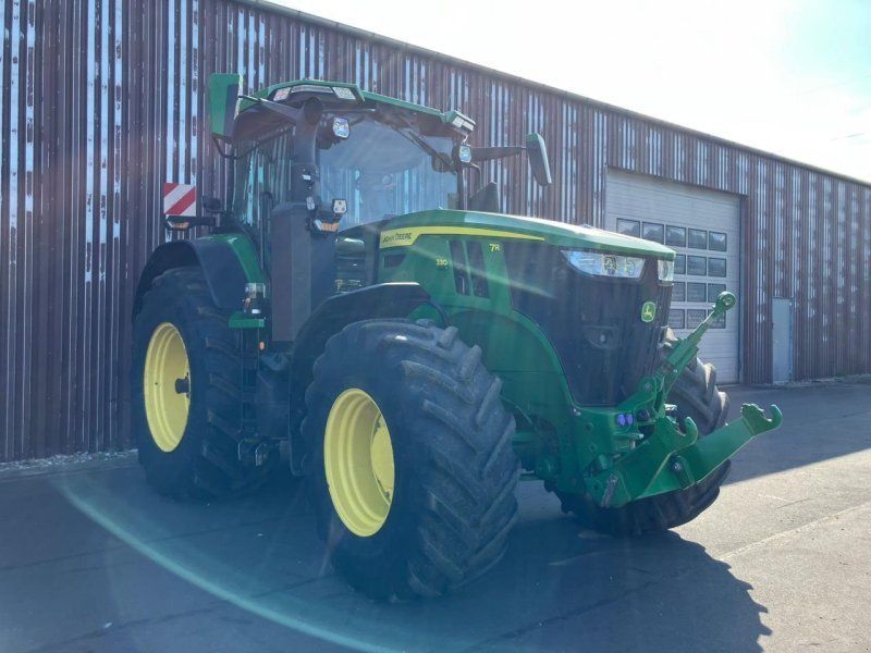 John Deere 7R 330