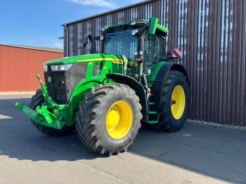 John Deere 7R 330