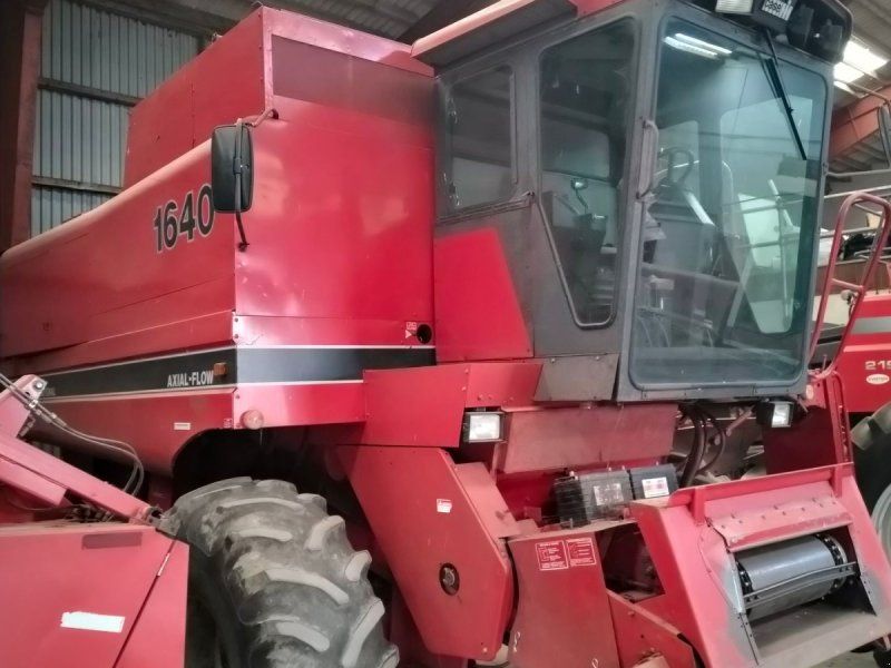 Case IH Axial-Flow 1640 16 fod skærebord
