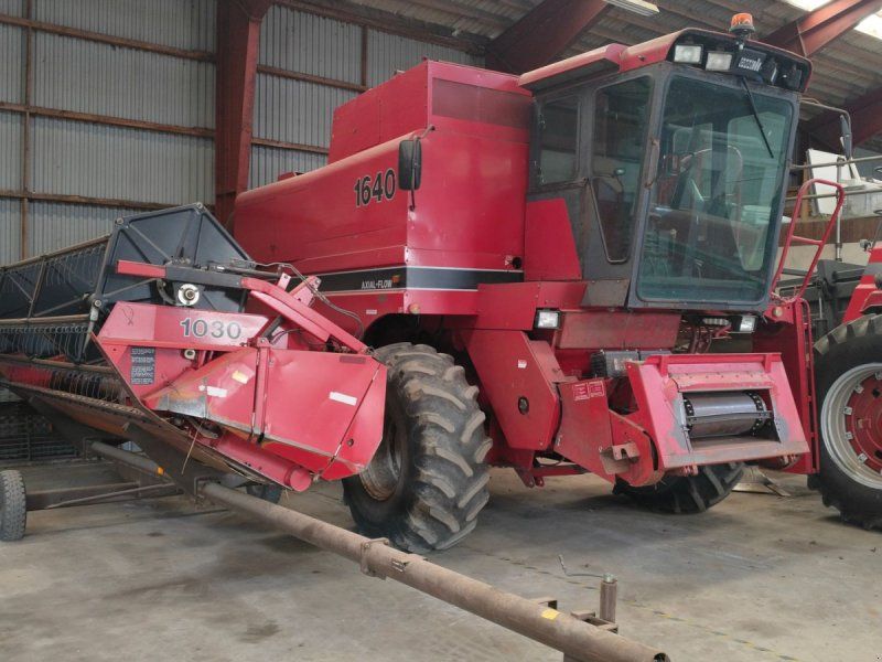 Case IH Axial-Flow 1640 16 fod skærebord