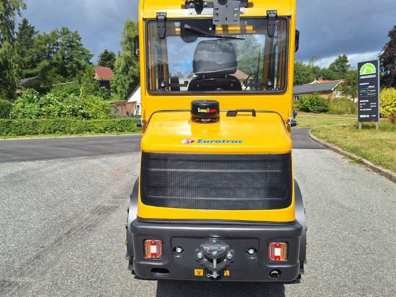 Eurotrac W12S W12S med førerhus, skovl og gafler
