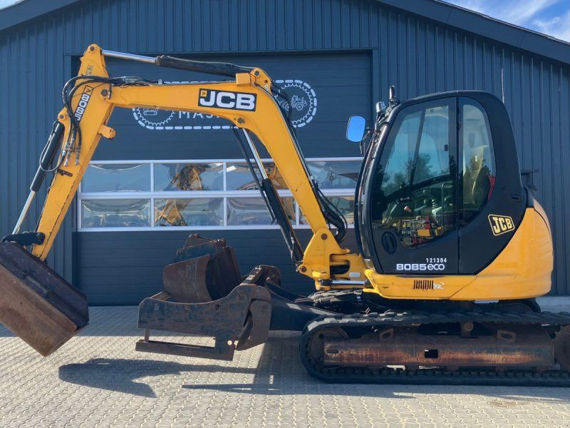 JCB 8085 ZTS 8085 ZTS.med Powertilt