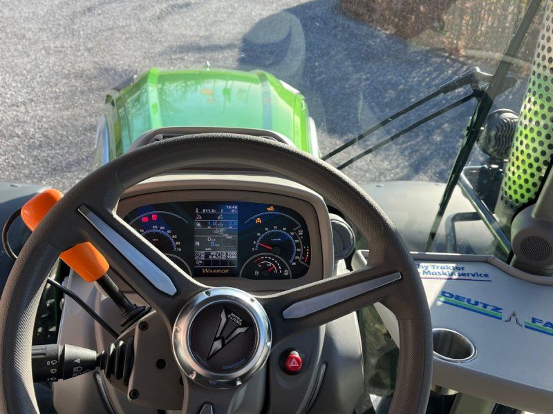 Deutz-Fahr 8280 TTV Warrior metal grøn