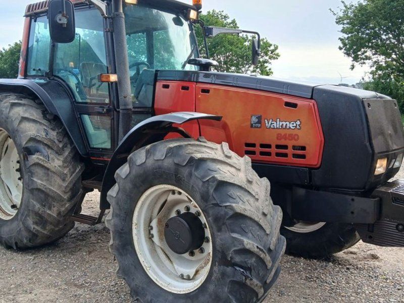 Valmet MEGA 8450