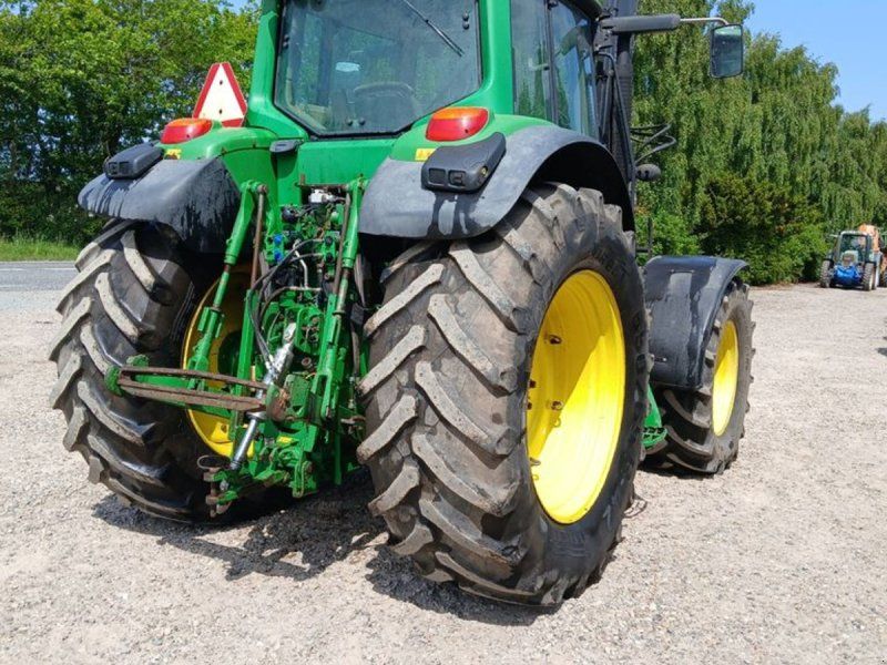 John Deere 7530 Auto Quard med frontlæsser og frontlift