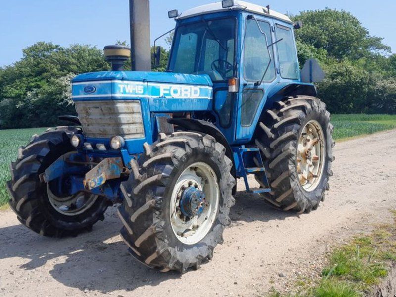 Ford TW 15 Q Cab 4 WD