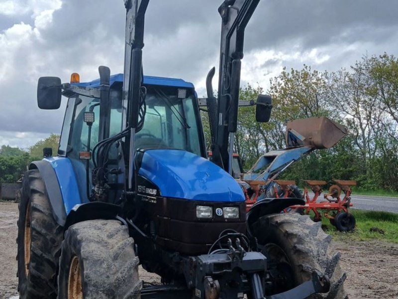 New Holland TS 115 Turbo med frontlæsser,Frontlift,front pto