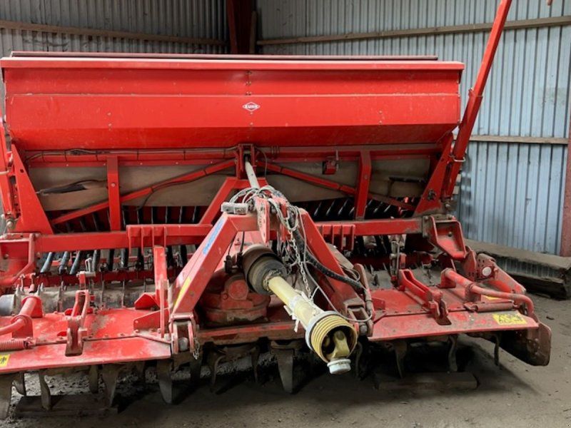 Kuhn 2003 Rotorharve med slæbeskær