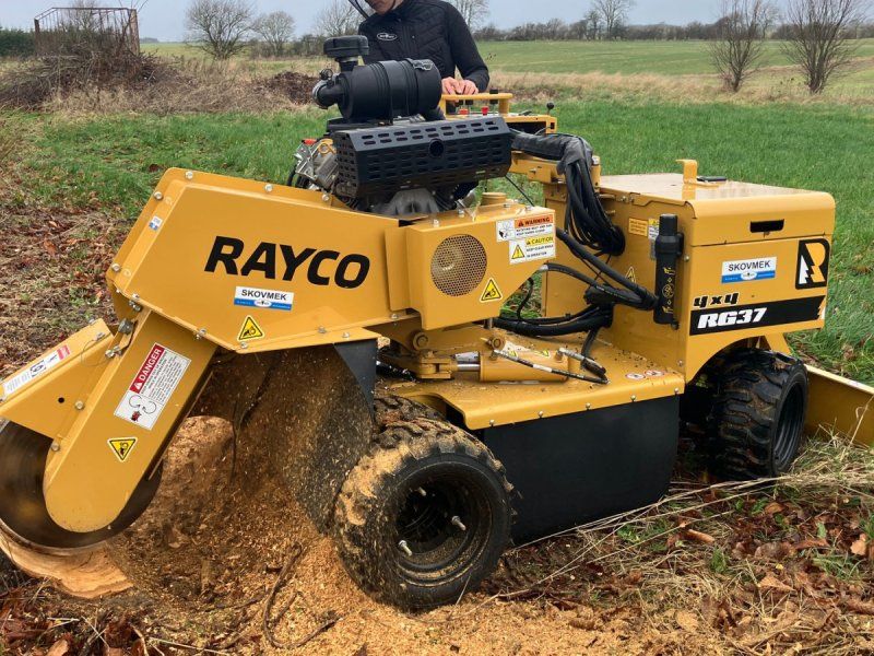 Rayco RG37 DEMO i flot stand