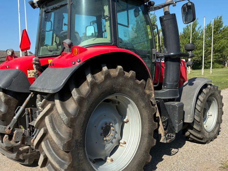 Massey Ferguson 7615 Dyna 6