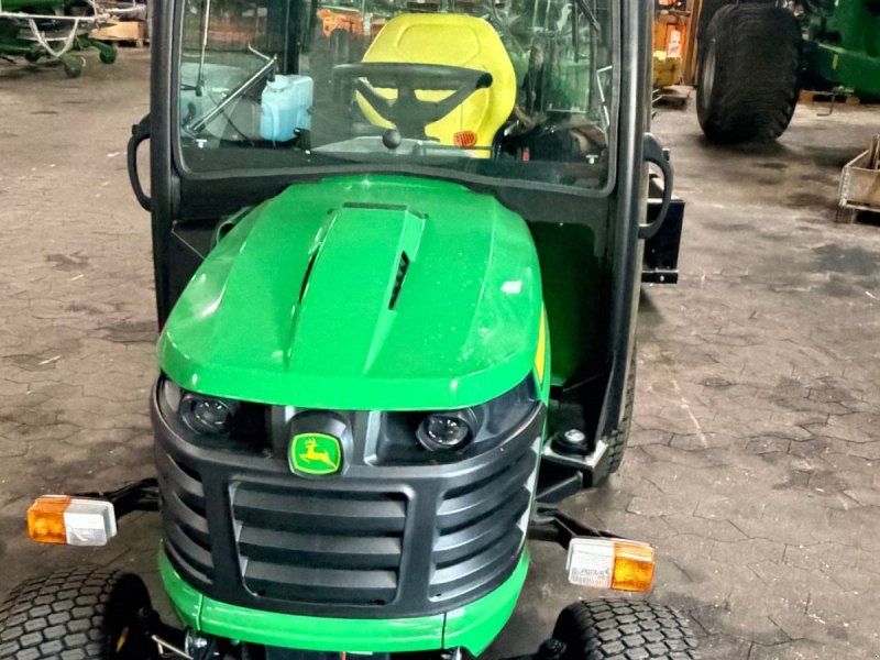 John Deere X940