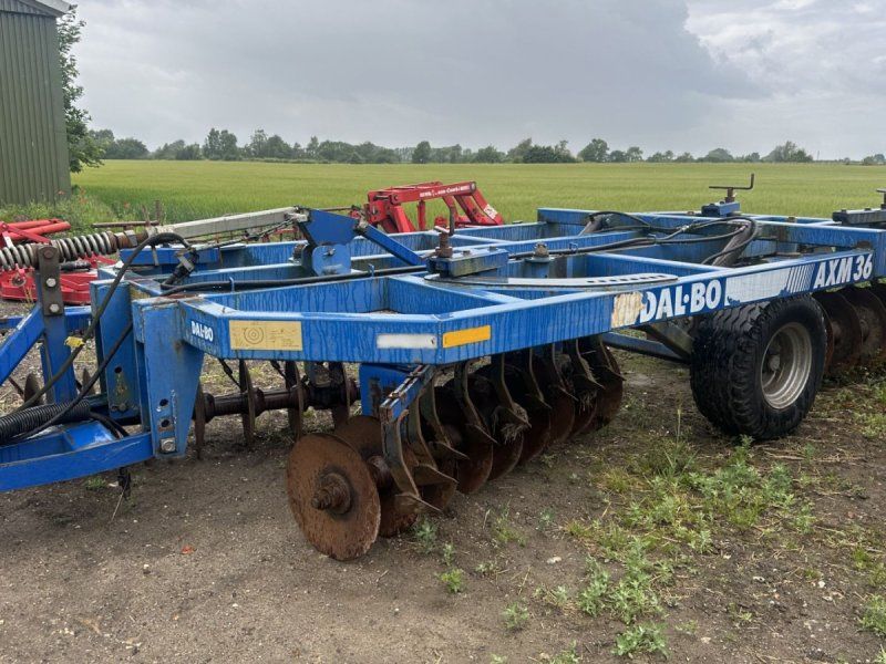 Dalbo AXM 36