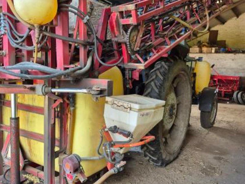 Hardi LZ1000, 24 meter. Holder syn indtil Juni 2027.