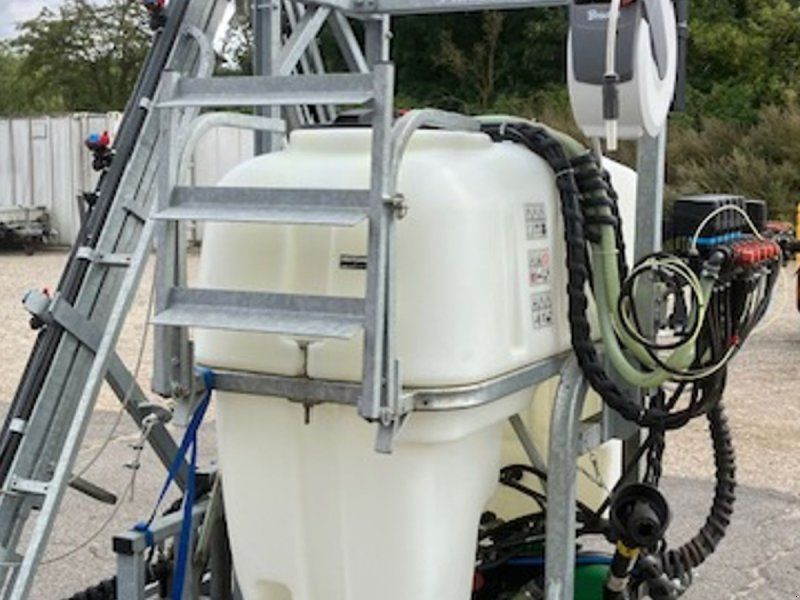 12 meter, 800 L