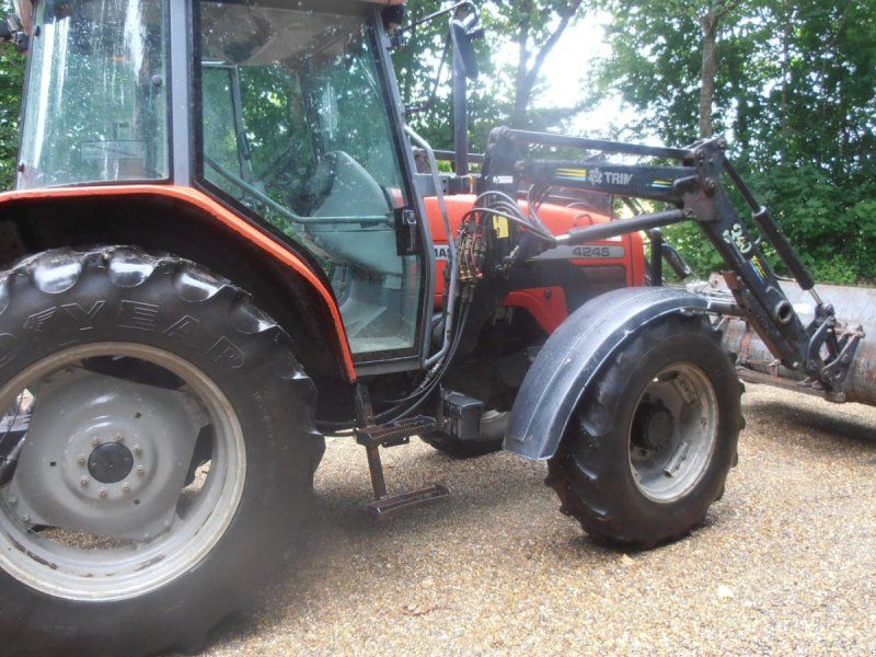 Massey Ferguson 4245 4 WD