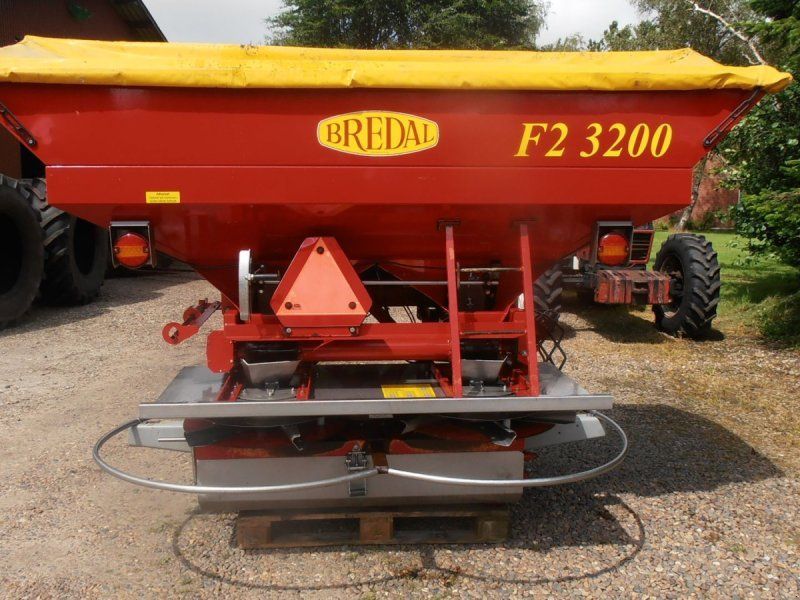 Bredal F2 3200 gødningsspreder