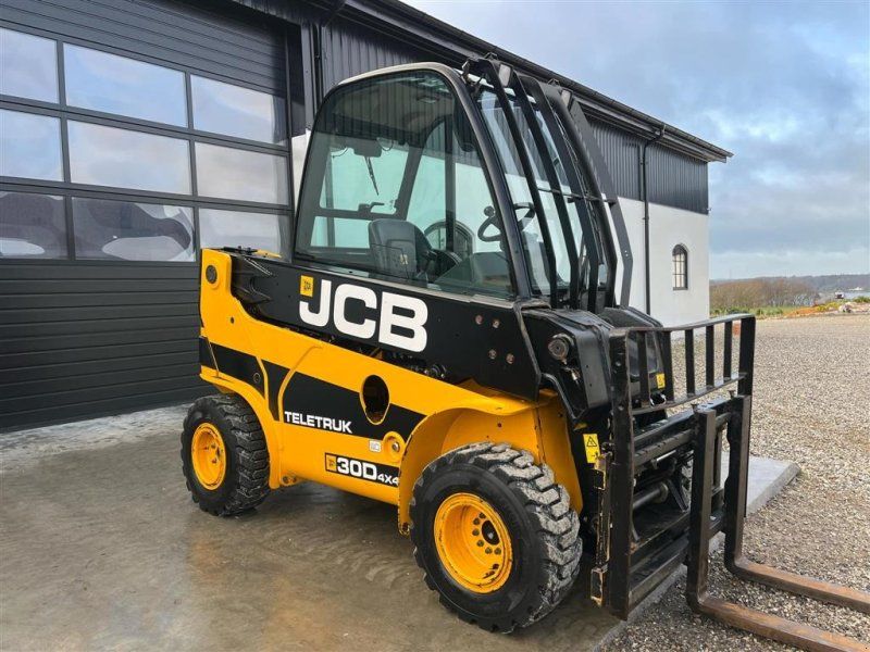 JCB TLT 30D
