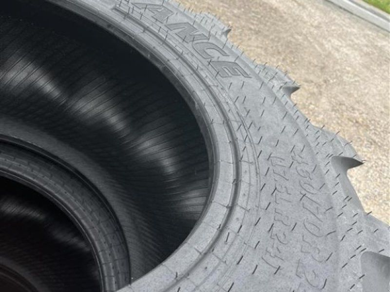 Alliance 580SB 460/70-24