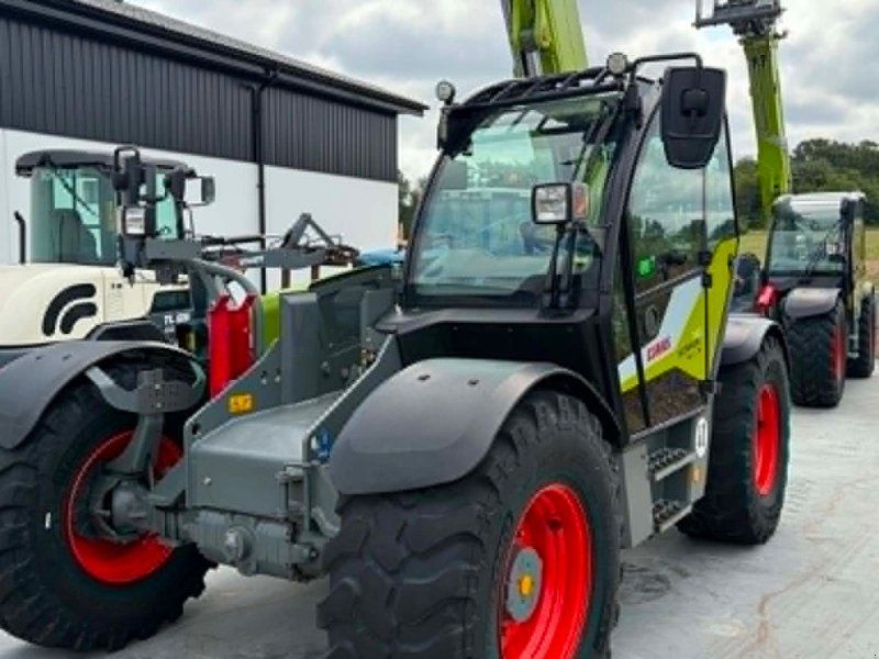 Claas Scorpion 746 Varipower