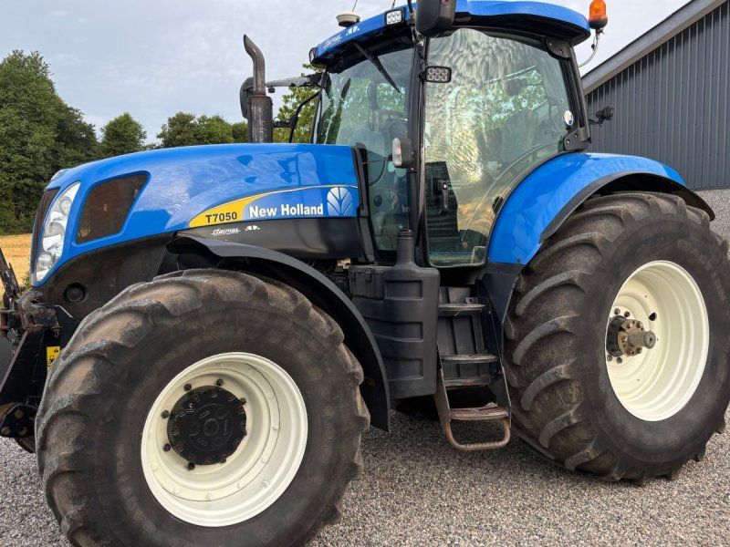 New Holland T7050 PC Affjedret foraksel 19.gear Med trimble GPS
