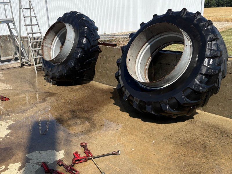 Michelin 20.8R38 med ring + 8 Datho låse