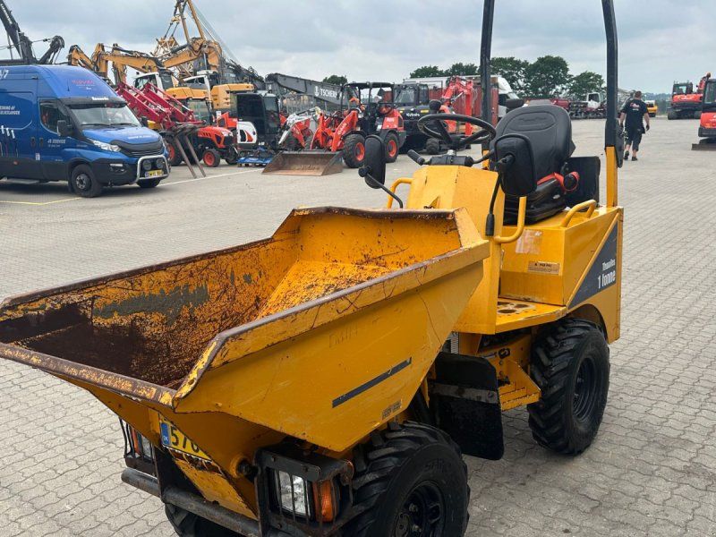 Thwaites MACH 201