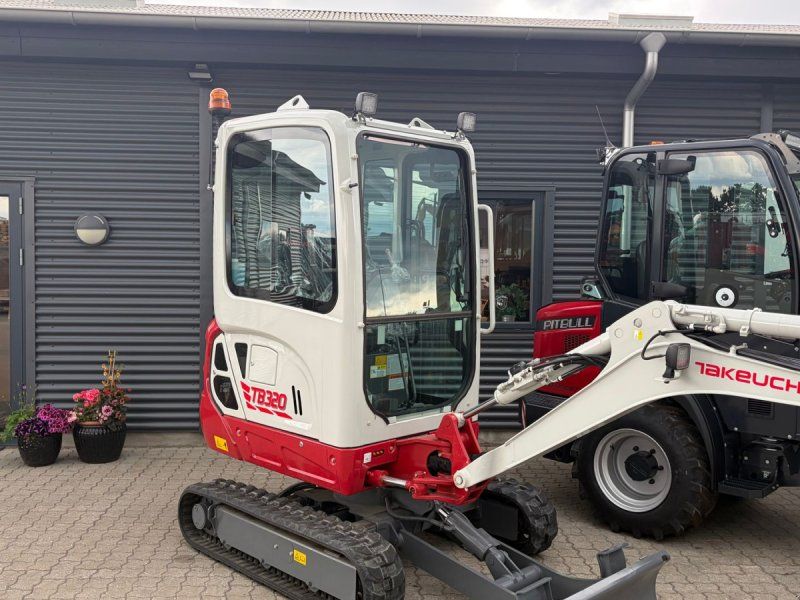 Takeuchi TB320