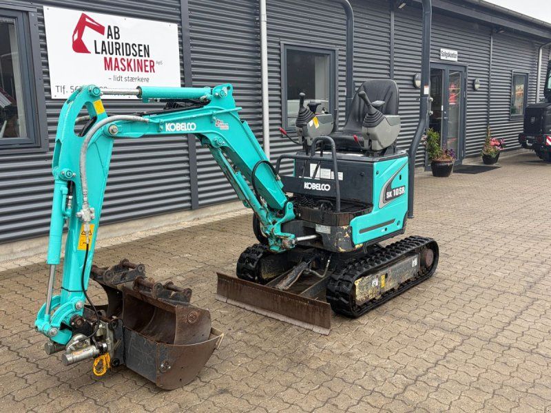 Kobelco SK10SR-2E Tiltman Halvautomatisk med 3 skovle