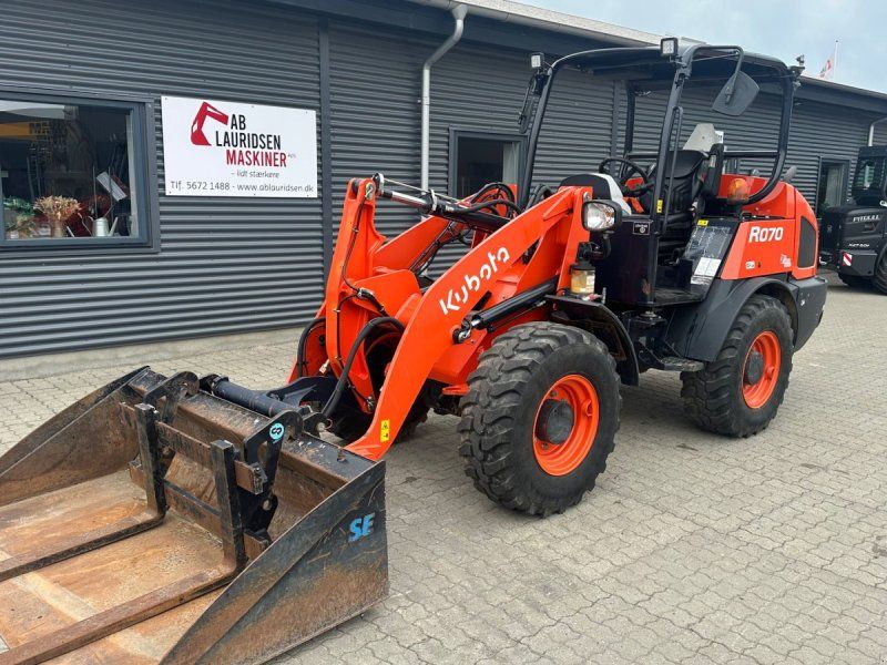 Kubota R070