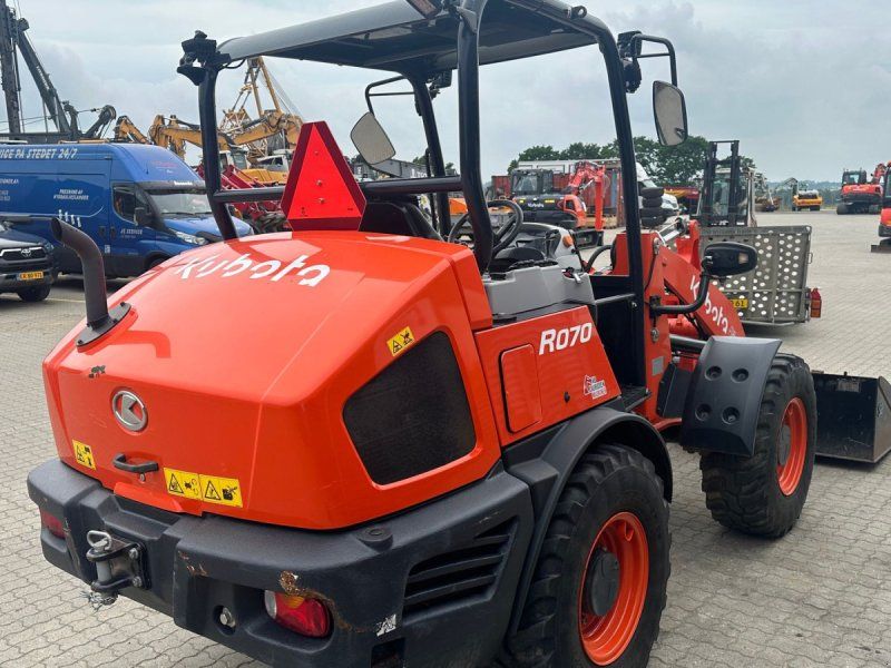 Kubota R070