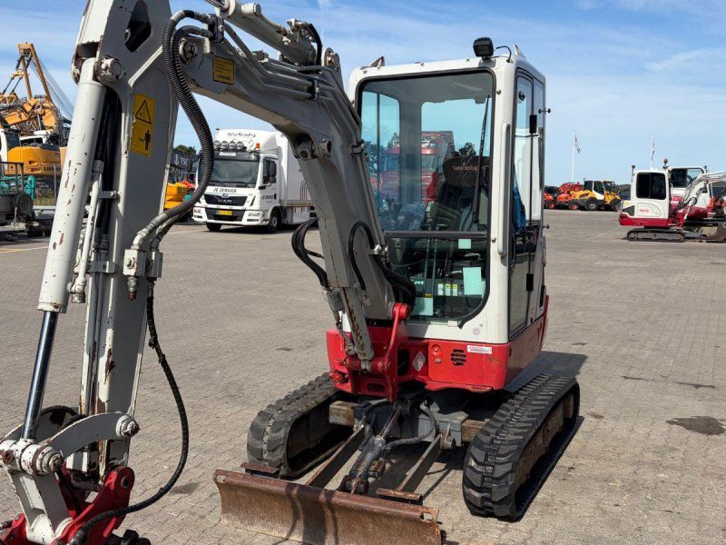 Takeuchi TB225  Tiltman S40 () Kun 2.310 timer