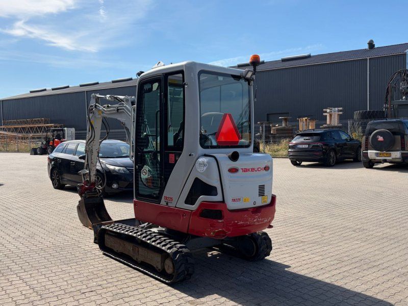 Takeuchi TB225  Tiltman S40 () Kun 2.310 timer