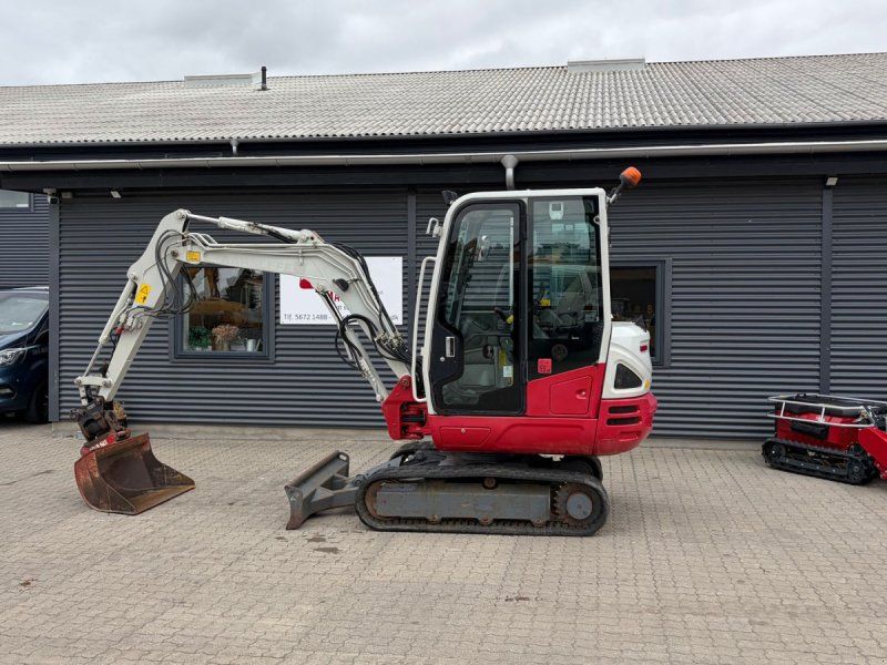 Takeuchi TB230 TB230 Årgang Powertilt & Stor LED-lyspak